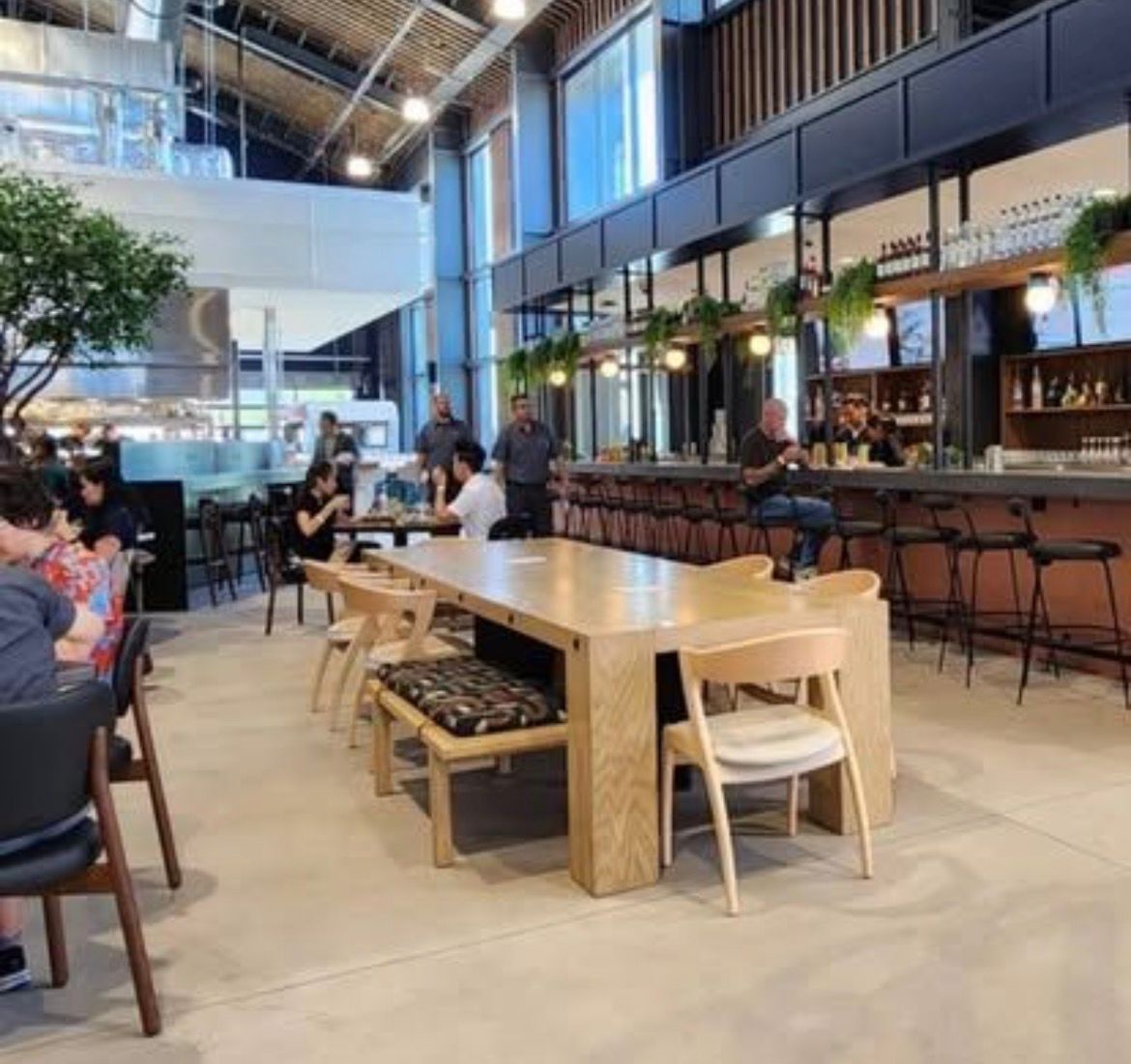 Uncommon Restaurant detail